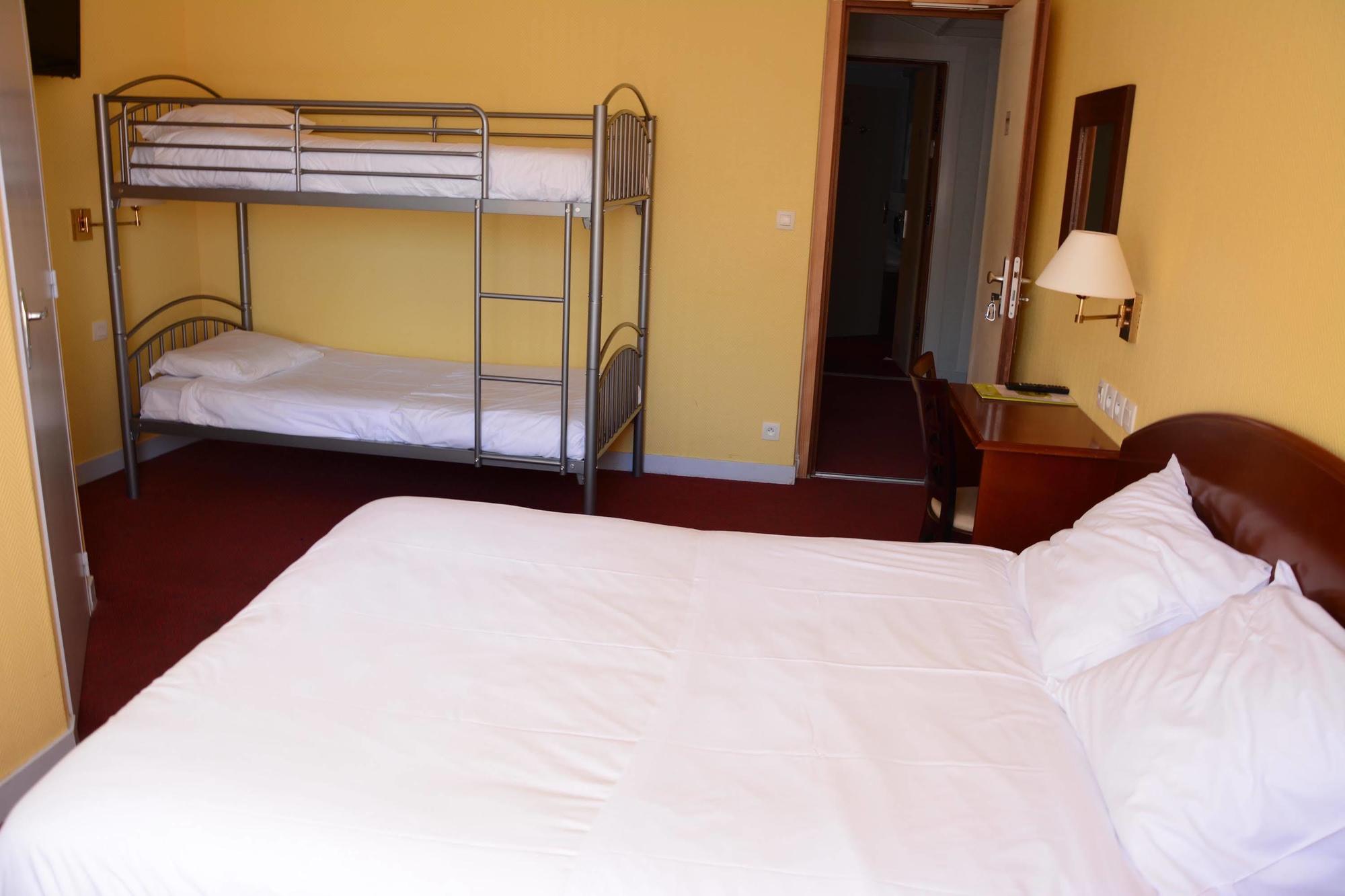 Logis Le Petit Trianon Hotell Saint-Brévin-les-Pins Eksteriør bilde